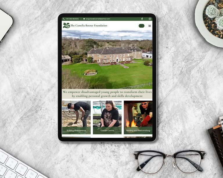Horsham Web Design Three Girls Media Ipad 1500x1200
